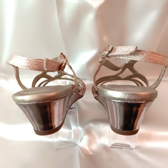 EUC 💥 BANDOLINO GYALA 2 WEDGE LEATHER SLING BACK SANDALS ~ SIZE 7 ~ GORGEOUS! - Picture 7 of 8